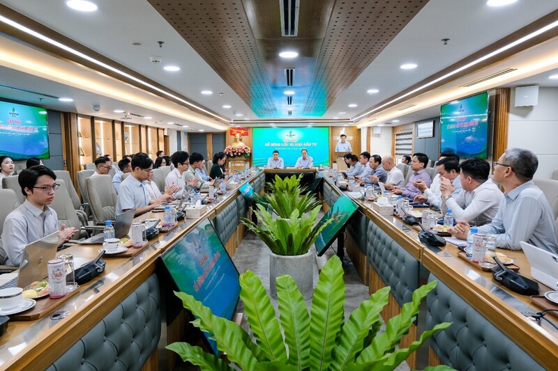 Toàn cảnh buổi gặp mặt trước thềm ĐHĐCĐ thường niên năm 2026 của PVOIL. Ảnh: PVOIL