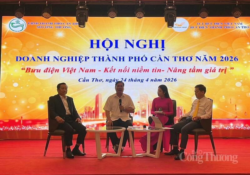 Phiên tọa đàm trong khuôn khổ tại hội nghị.