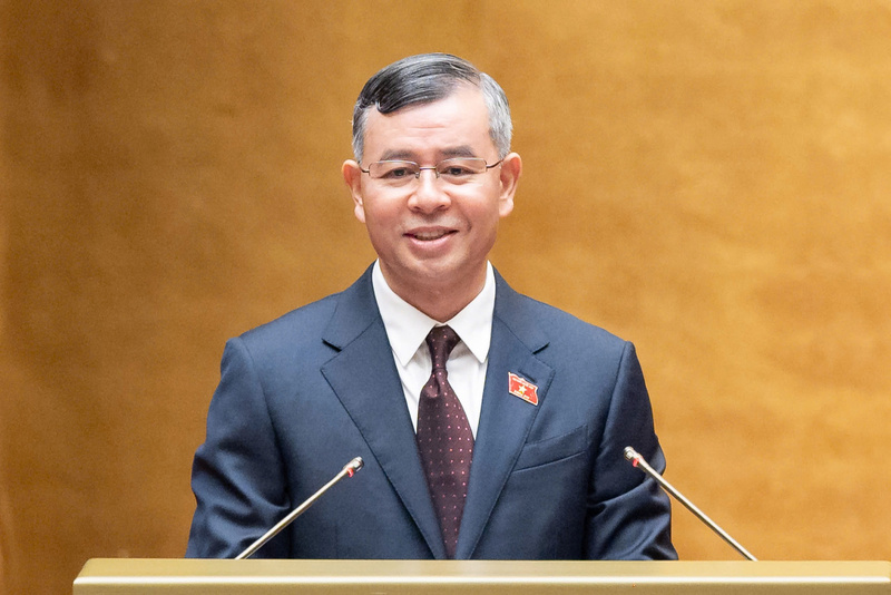 Bộ trưởng Bộ Tài chính Ngô Văn Tuấn, thừa ủy quyền của Thủ tướng Chính phủ trình bày Báo cáo tóm tắt giải trình, tiếp thu, chỉnh lý dự thảo Nghị quyết về kế hoạch đầu tư công trung hạn giai đoạn 2026 - 2030.