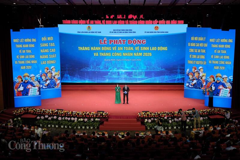 Toàn cảnh buổi lễ