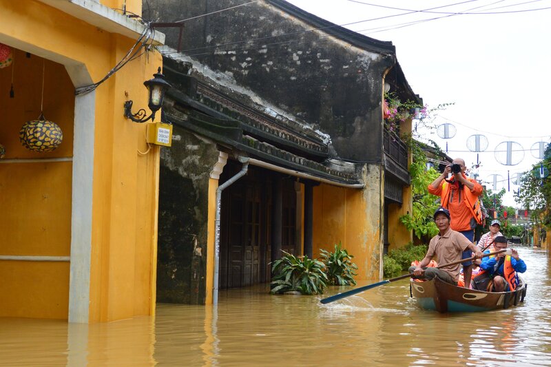 Bộ Công Thương vừa ban hành Chỉ thị 09/CT-BCT về tăng cường công tác phòng, chống thiên tai trong toàn ngành năm 2026. Ảnh minh hoạ: VGP.