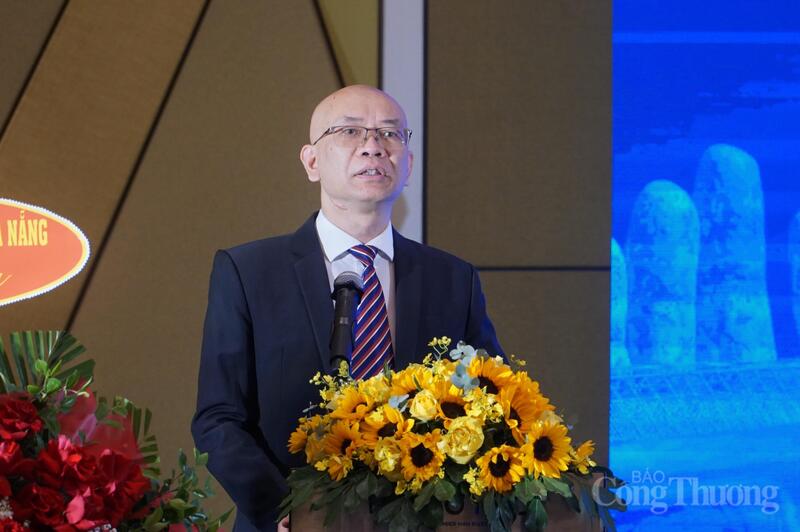 Ông Trần Thanh Hải, Phó Cục trưởng Cục Xuất nhập khẩu phát biểu tại Đại hội.