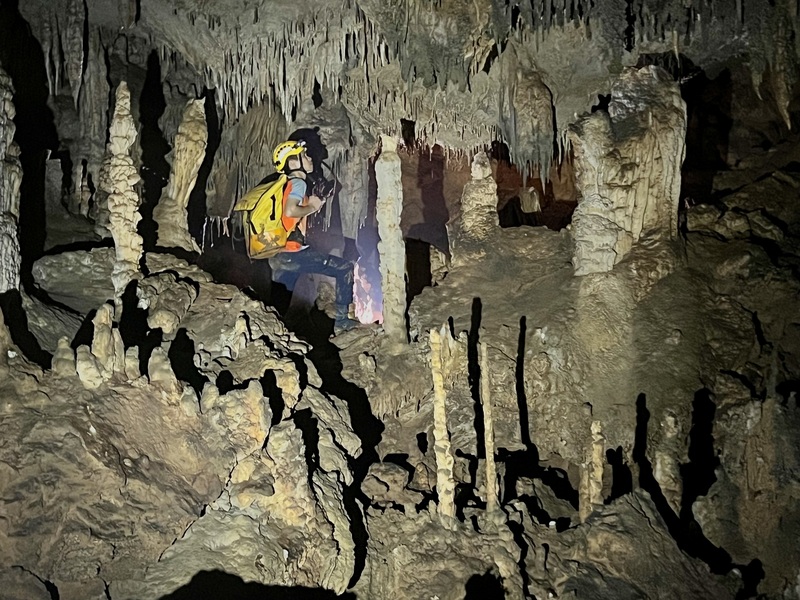 Hang Thiên Cung với nhiều thạch nhũ đẹp và di chuyển thuận lợi hứa hẹn sẽ là một "nữ hoàng hang động" mới tại Phong Nha - Kẻ Bàng.