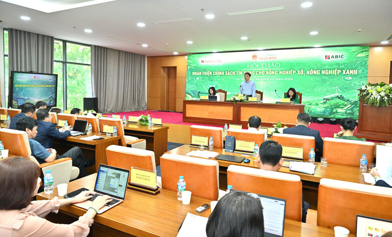 Hội thảo “Hoàn thiện chính sách tín dụng cho nông nghiệp số, nông nghiệp xanh”. Ảnh: Đại biểu nhân dân