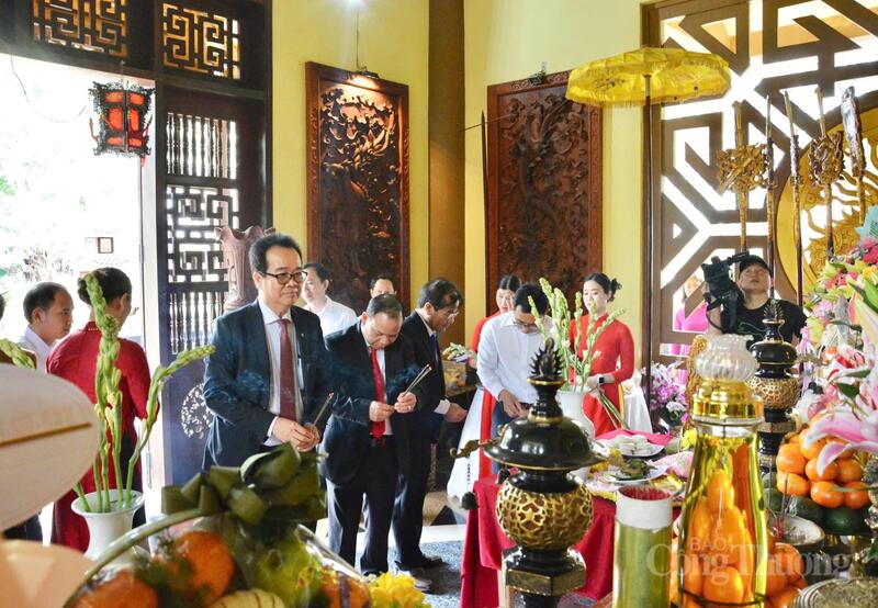 Nghi lễ không chỉ là sự tri ân mà còn góp phần nhắc nhở mỗi người về trách nhiệm gìn giữ, phát huy truyền thống tốt đẹp của dân tộc.