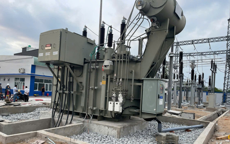 Máy biến áp thứ 2 công suất 40MVA của Trạm biếp áp 110kV An Biên đóng điện thành công vào ngày 22/4/2026. Ảnh: EVNSPC.
