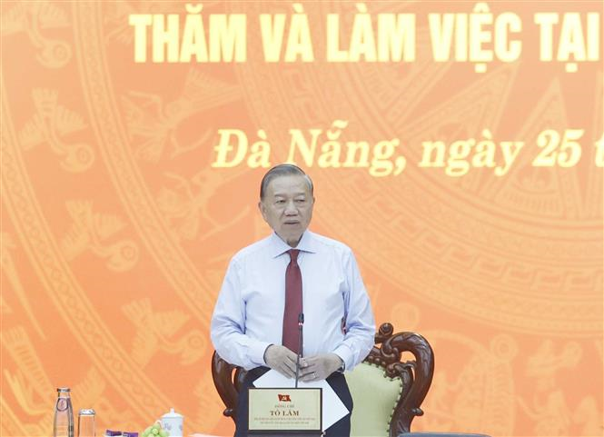 Tổng Bí thư, Chủ tịch nước Tô Lâm phát biểu tại buổi làm việc với Ban Thường vụ Thành ủy Đà Nẵng. Ảnh: Thống Nhất/TTXVN