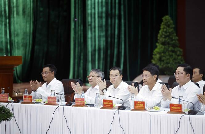 Tổng Bí thư, Chủ tịch nước Tô Lâm làm việc với Ban Thường vụ Thành ủy Đà Nẵng. Ảnh: Thống Nhất/TTXVN