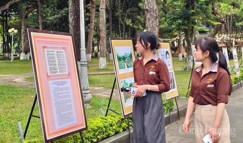 Không gian trưng bày được thiết kế mở, hài hòa giữa yếu tố truyền thống và hiện đại, giúp người xem dễ dàng tiếp cận, cảm nhận sâu sắc hơn về tư tưởng, đạo đức và phong cách của Chủ tịch Hồ Chí Minh.