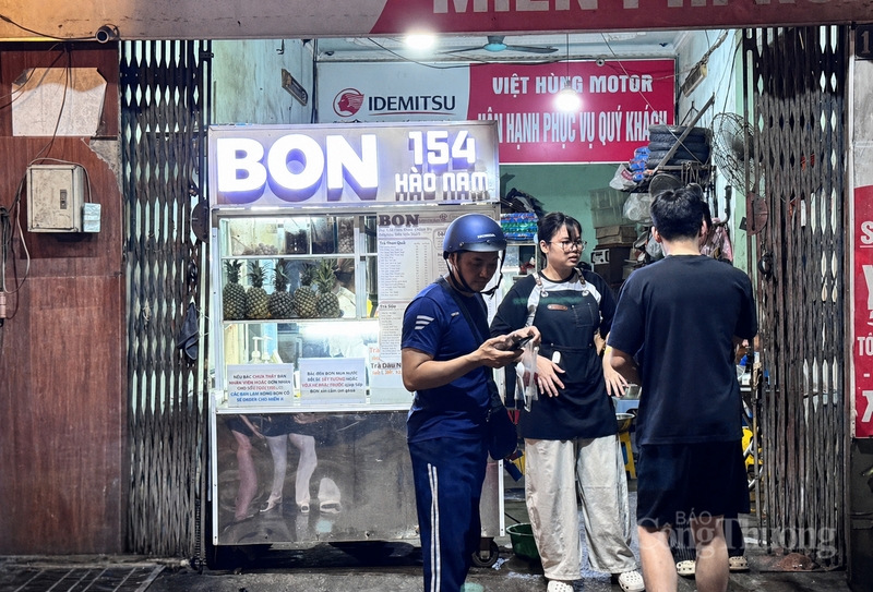 Mô hình kinh doanh quán cà phê chỉ bán mang về (take-away). Ảnh: Nhật Chi