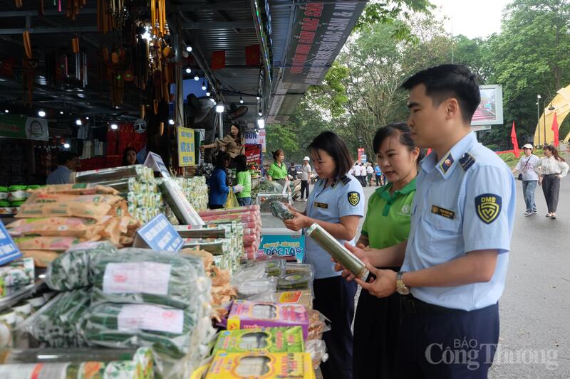 Chi cục Quản lý thị trường tỉnh Phú Thọ triển khai kế hoạch cao điểm kiểm tra, kiểm soát trong suốt thời gian diễn ra lễ hội Đền Hùng.
