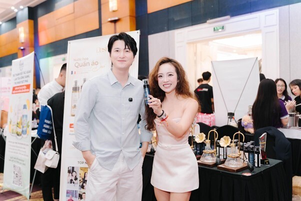 DESI đang hợp tác với nhiều nghệ sĩ, KOL/KOC để để tiếp cận đa dạng nhóm khách hàng.