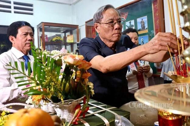 TP. Hồ Chí Minh: Dòng người đổ về khu vui chơi dịp lễ Giỗ Tổ Hùng Vương - 7