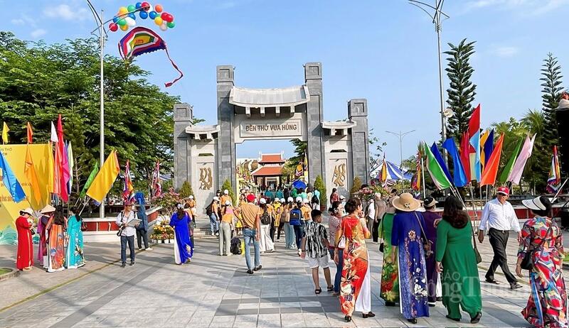 Không khí lễ hội năm nay càng thêm ý nghĩa khi diễn ra trong bối cảnh thành phố Cần Thơ mới được mở rộng, tiếp tục khẳng định vai trò trung tâm vùng. Các hoạt động được tổ chức chu đáo, đảm bảo trang nghiêm, an toàn, tạo điều kiện thuận lợi cho người dân và du khách tham dự.