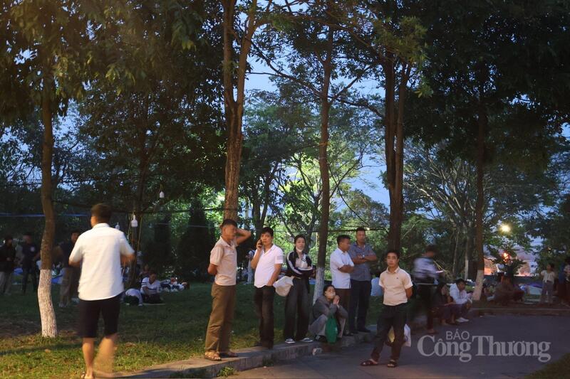 Hàng vạn người về dự lễ Giỗ Tổ Hùng Vương - 7