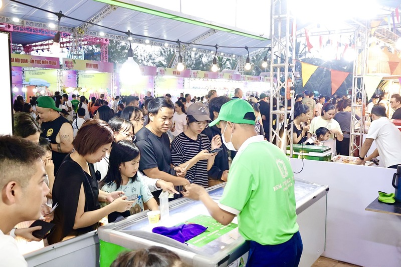 Mùa du lịch biển 2026 được kỳ vọng tiếp tục khẳng định vị thế của Đà Nẵng là điểm đến hàng đầu, thân thiện và an toàn đối với du khách trong và ngoài nước. Ảnh: Diễm Phúc