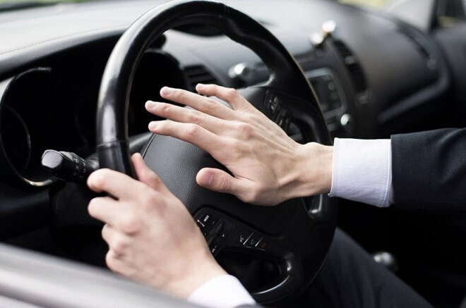 Chính phủ vừa ban hành Nghị định 94/2026/NĐ-CP quy định về hoạt động đào tạo và sát hạch lái xe. Trong đó quy định 06 trường hợp thu hồi giấy phép xe tập lái từ 1/7. Ảnh minh họa