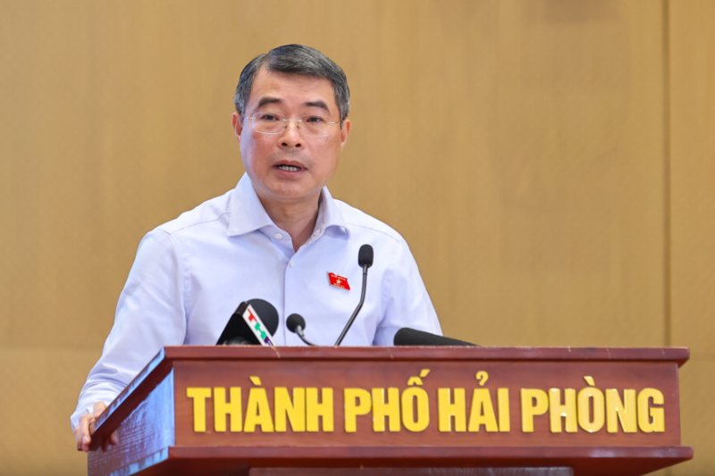 Thủ tướng Lê Minh Hưng trực tiếp giải đáp một số nội dung được nhiều cử tri quan tâm - Ảnh: VGP/Nhật Bắc