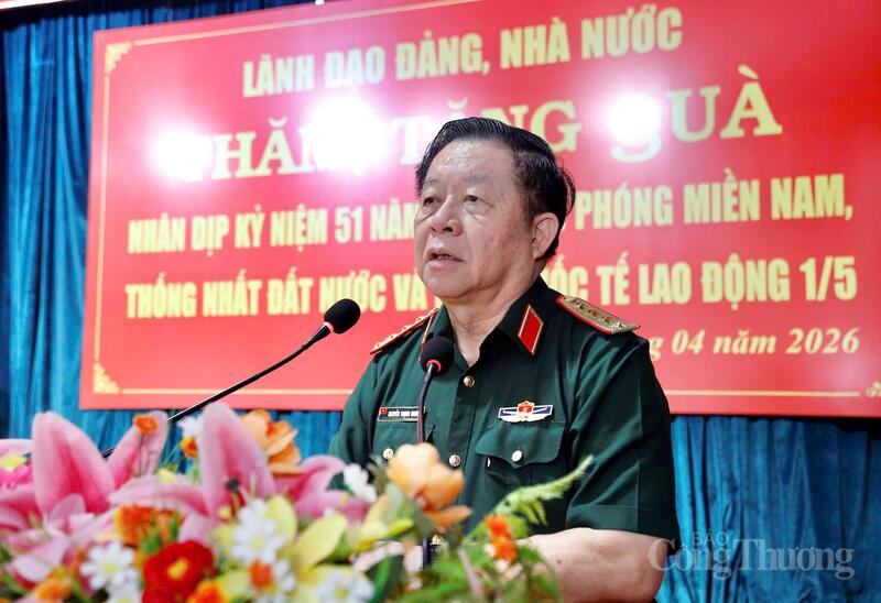 Đại tướng Nguyễn Trọng Nghĩa phát biểu tại chương trình.