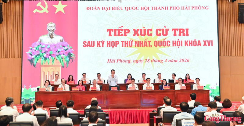 Chùm ảnh: Thủ tướng Lê Minh Hưng tiếp xúc cử tri Hải Phòng sau Kỳ họp Quốc hội - 1