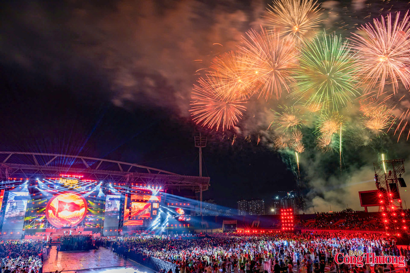 “Âm vang Tổ quốc” là sự kiện văn hóa - nghệ thuật nổi bật, góp phần bồi đắp tinh thần yêu nước, khơi dậy khát vọng cống hiến và trách nhiệm chung tay xây dựng, bảo vệ Tổ quốc; đồng thời truyền đi thông điệp về một Việt Nam bản lĩnh, đoàn kết, sáng tạo và vững bước trong kỷ nguyên phát triển mới.