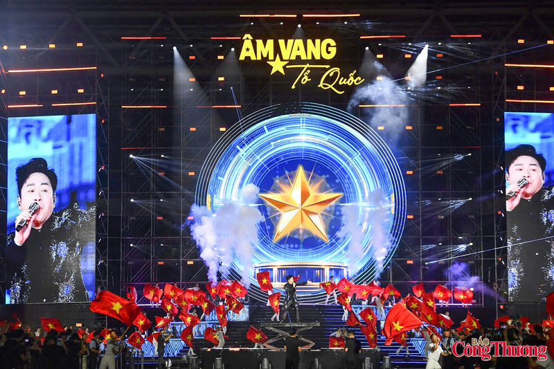 Chương 1 “Trường ca trên Trống Đồng” truyền thông điệp về cội nguồn vững bền, bản sắc trường tồn, sức mạnh Việt Nam bắt đầu từ cộng đồng và văn hóa.