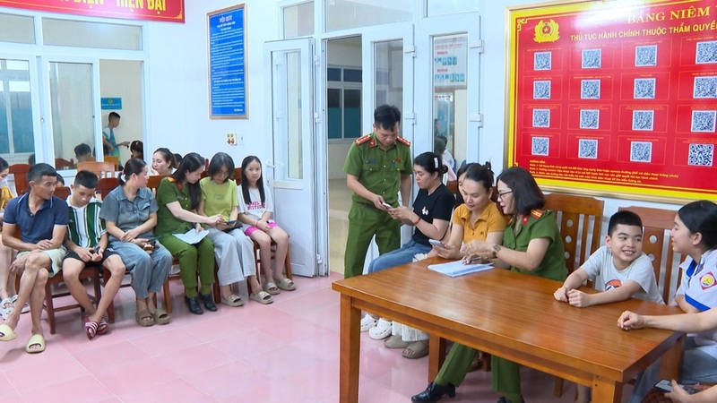 Tinh thần “Vì Nhân dân phục vụ” đang được lực lượng Công an cụ thể hóa bằng những hành động thiết thực, hiệu quả, ngay cả trong những ngày nghỉ lễ. Ảnh: Công an Thanh Hóa