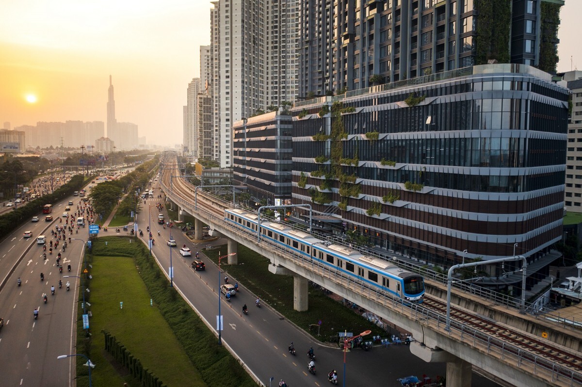 TP. Hồ Chí Minh với hạ tầng được đẩy mạnh, là đầu tàu phát triển kinh tế của cả nước. Ảnh: Phúc Hà.