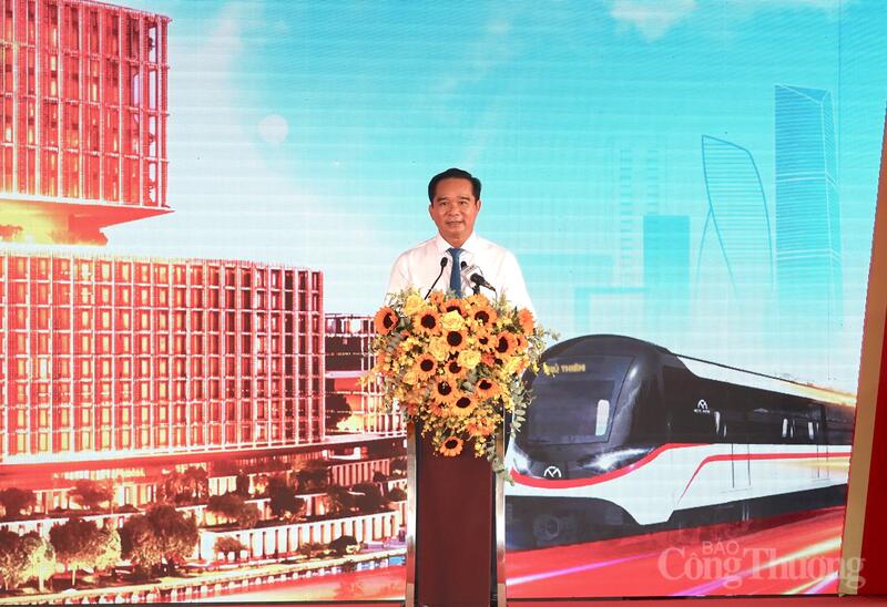 Chủ tịch UBND TP. Hồ Chí Minh Nguyễn Văn Được phát biểu tại buổi lễ.