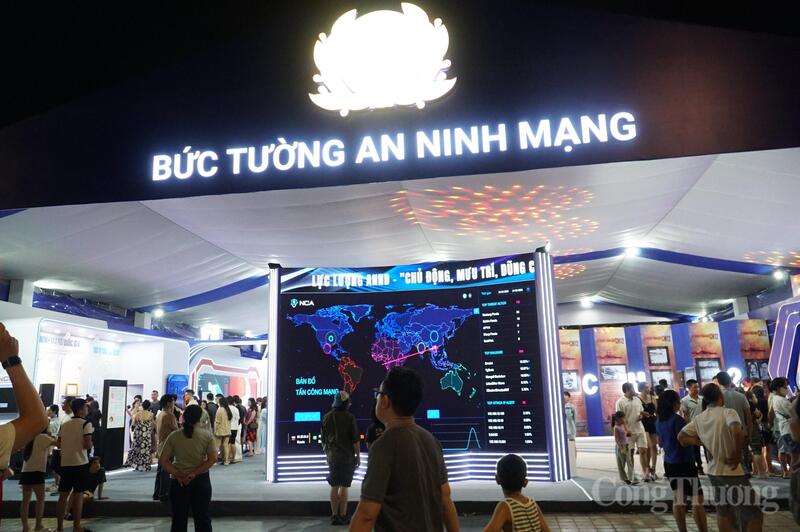 Khu trưng bày ngoài trời chủ đề: Bức tường an ninh mạng