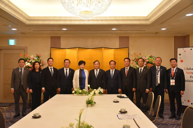 Chủ tịch UBND TP. Hà Nội Vũ Đại Thắng hội kiến bà Koike Yuriko, Thống đốc Tokyo, Nhật Bản. Ảnh: Nguyễn Tuyến