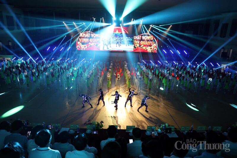 Nhiều vận động viên Hà Tĩnh đã trở thành trụ cột ở các đội tuyển, xuất sắc giành thành tích cao ở cấp độ châu lục và thế giới. Năm 2025, thể thao thành tích cao giành 276 huy chương trên các đấu trường trong và ngoài nước.