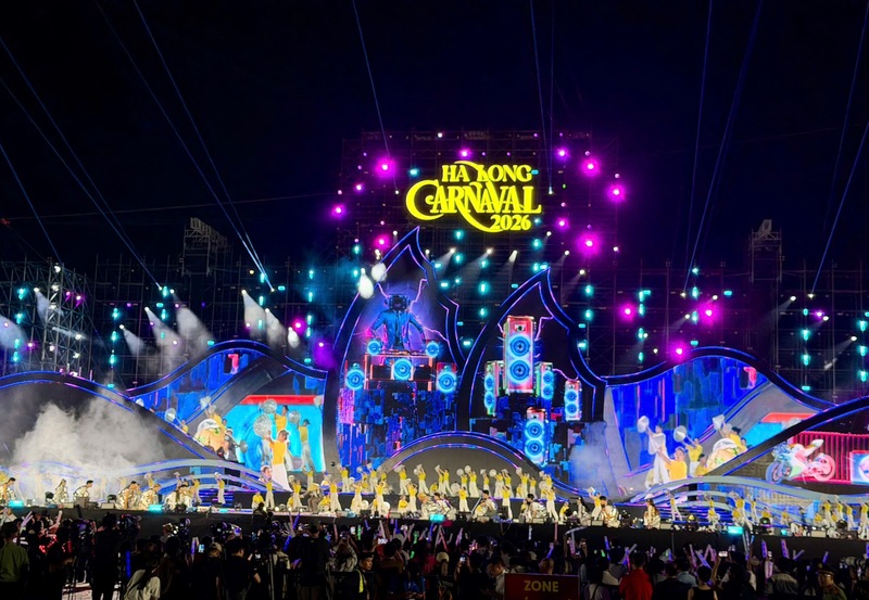 Chính thức khai mạc Carnaval Hạ Long 2026, lan tỏa sức sống bên bờ di sản thiên nhiên thế giới. Ảnh: QN
