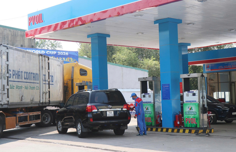 Ngành Công Thương sẽ chủ trì phối hợp với các cơ quan truyền thông, doanh nghiệp kinh doanh xăng dầu và đơn vị liên quan đẩy mạnh tuyên truyền, phổ biến về lợi ích kinh tế, môi trường và xã hội của xăng sinh học E10. Ảnh: Nguyễn Dương