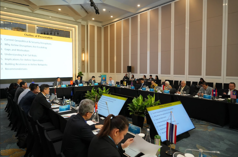 Nội dung phát triển bền vững và thúc đẩy sử dụng nhiên liệu hàng không bền vững (SAF) được các hãng hàng không và tổ chức quốc tế tập trung trao đổi, hướng tới mục tiêu phát thải ròng bằng 0 của ngành hàng không.