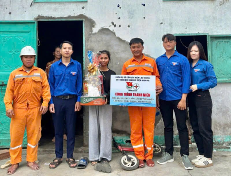 Tuổi trẻ Điện lực Ayun Pa chung tay vì an sinh xã hội địa phương.
