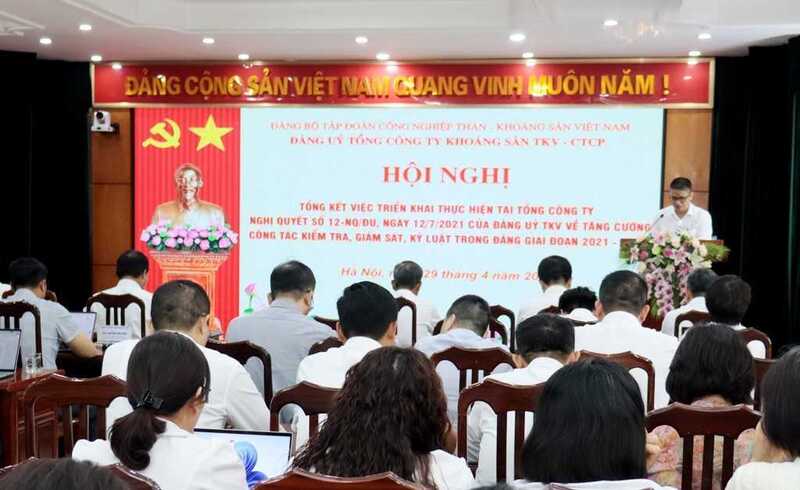 Quang cảnh tại hội nghị.