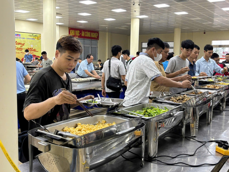 Ngành than: Xây dựng môi trường làm việc  Xanh - Sạch - An toàn - 1
