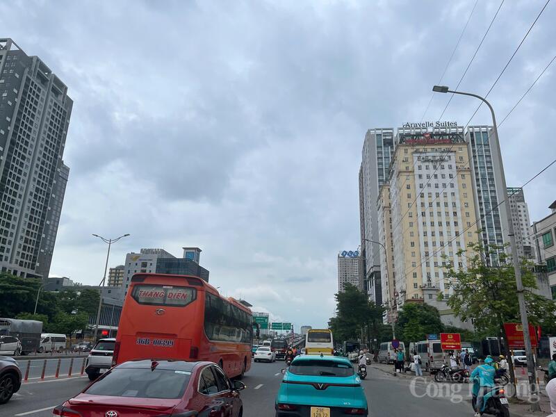 Hướng đi vành đai 3 mật độ phương tiện đông đúc. Ảnh: P.C