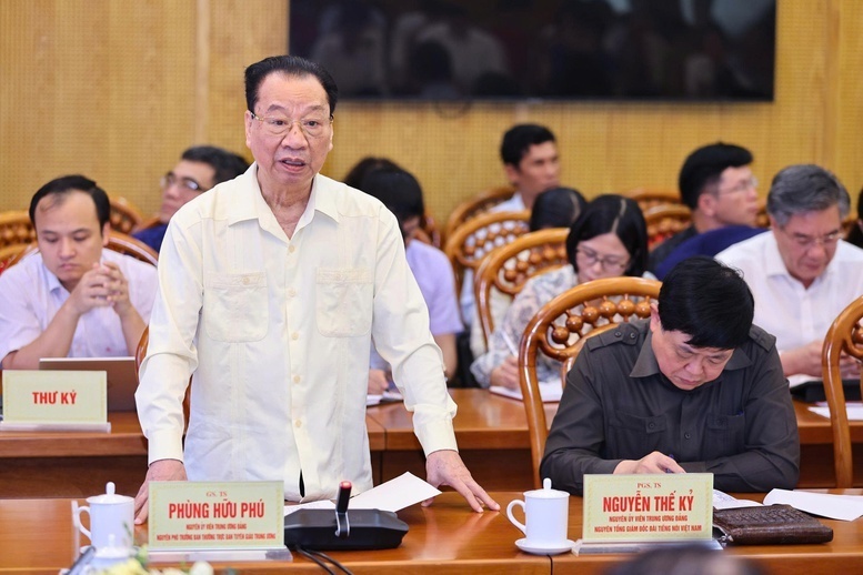 Đại biểu tham luận tại Hội thảo - Ảnh: VGP/Toàn Thắng