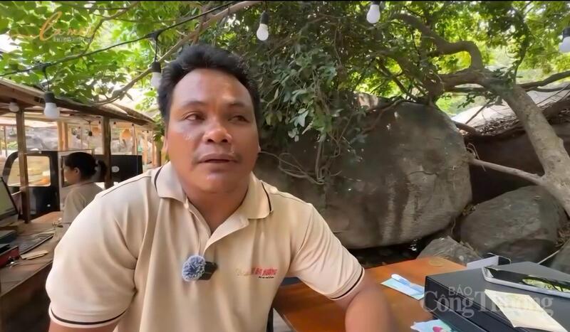 Anh Cao Văn Kem, người lao động khuyết tật tại địa phương. Ảnh: Lê Sơn