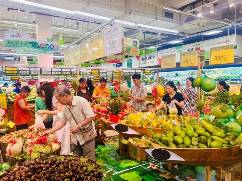 Thị trường bán lẻ và dịch vụ tại TP. Hồ Chí Minh trong tháng 4 và 4 tháng đầu năm 2026 tiếp tục khởi sắc . Ảnh: Saigon Co.op.