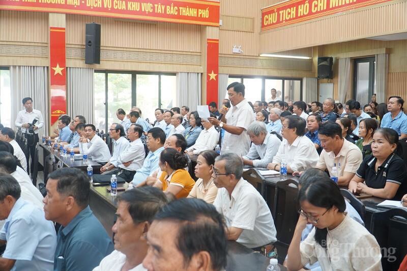 Cử tri các phường: Hòa Khánh, Hải Vân, Liên Chiểu nêu các ý kiến, kiến nghị tại chương trình