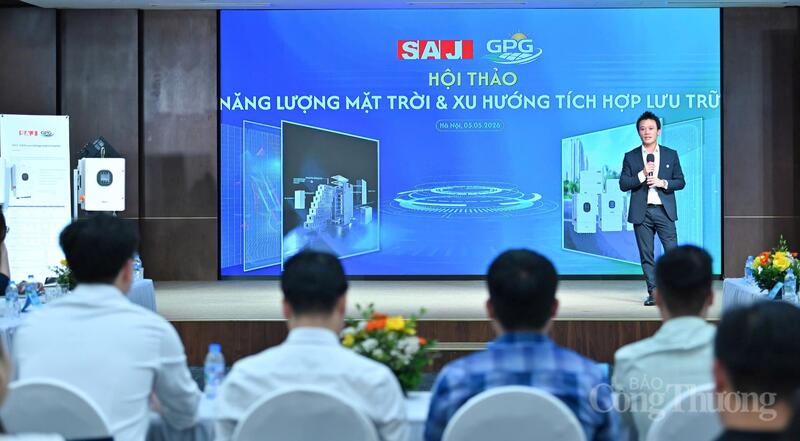 Ông Phạm Ngọc Tú, đại diện GPG Solar Việt Nam chia sẻ về tiềm năng, thế mạnh của doanh nghiệp trong lắp đặt điện mái nhà, pin lưu trữ.