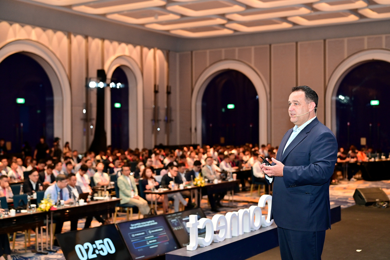 Ông Ben Dawson nhấn mạnh về tầm quan trọng của việc xây dựng hạ tầng trọng yếu cho kỷ nguyên AI tại sự kiện Cisco Connect 2026.