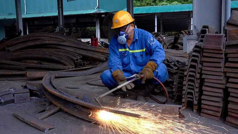 Tái chế vì lò phục vụ cho sản xuất (Ảnh: TKV)