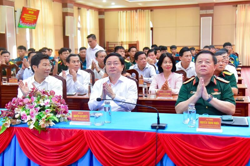 Đại tướng Nguyễn Trọng Nghĩa, Ủy viên Bộ Chính trị, Bí thư Trung ương Đảng, Ủy viên Thường vụ Quân ủy Trung ương, Chủ nhiệm Tổng cục Chính trị Quân đội nhân dân Việt Nam tham dự buổi lễ. Ảnh: Kim Sáng