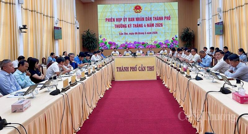 Quang cảnh tại phiên họp.