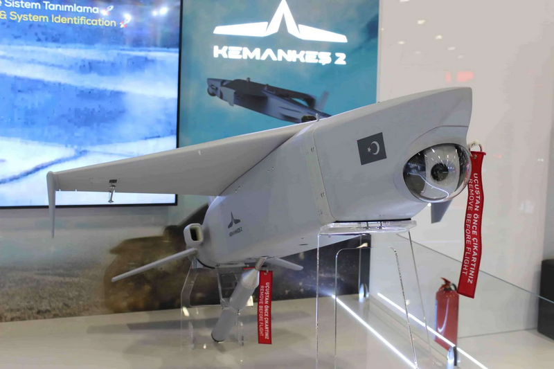 Kemankeş 2 gây chú ý khi sở hữu tốc độ gần 300 km/h, đầu đạn 20 kg và khả năng kết nối UAV để săn mục tiêu ngoài tầm pháo binh. Ảnh: Army Recognition