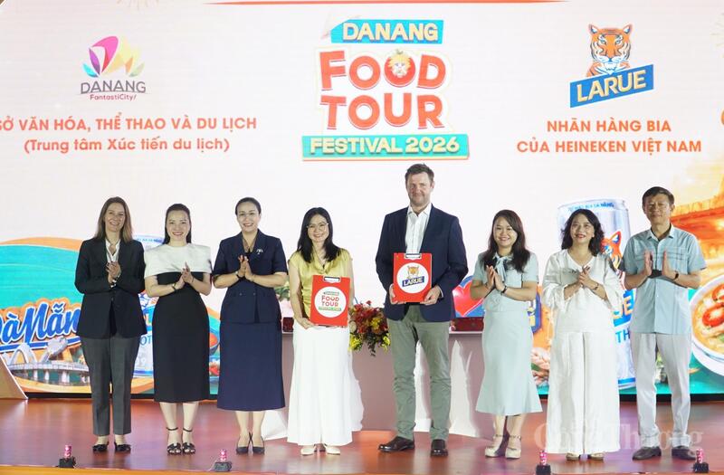 Các đơn vị, doanh nghiệp ký kết đồng hành cùng Lễ hội Đà Nẵng Food Tour 2026.